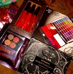 Makeup bundle